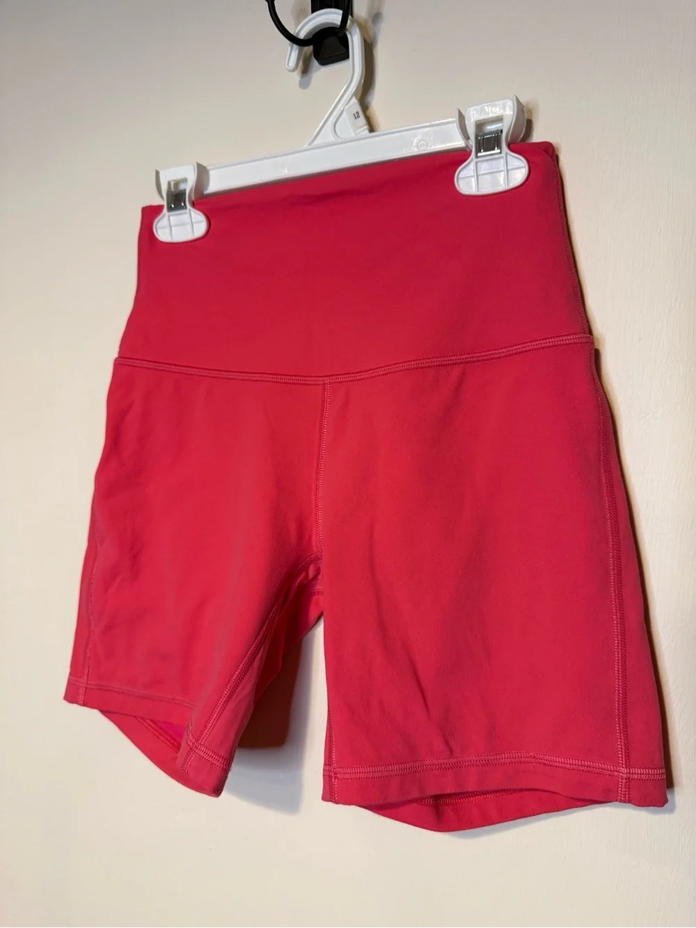 Lululemon Women’s Align High-Rise Short 6